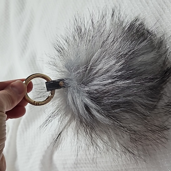 FAUX FUR BALL KEY CHAIN / BAG CHARM IN GREY & BLACK - Picture 1 of 7